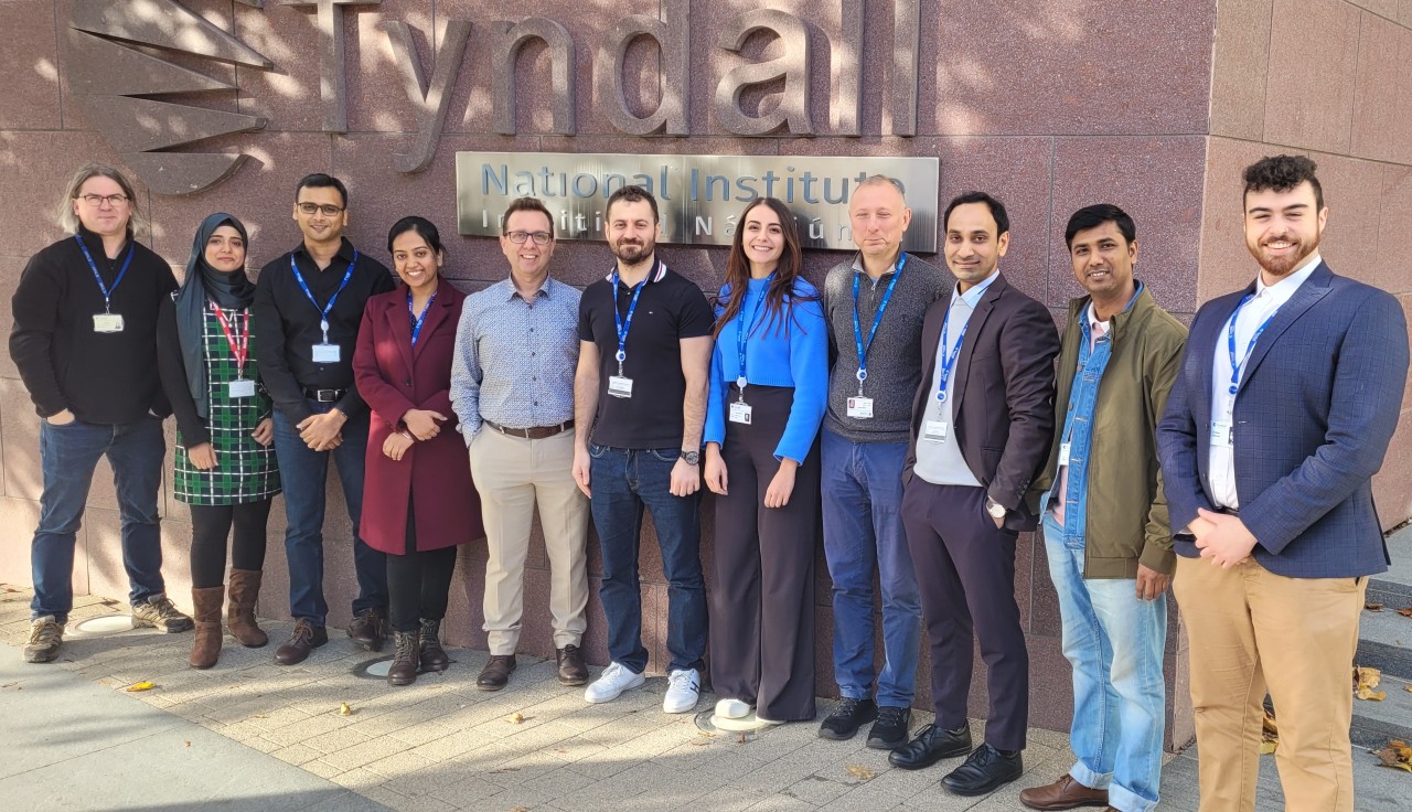 Tyndall’s_Quantum_Electronic_Devices_Group(1)