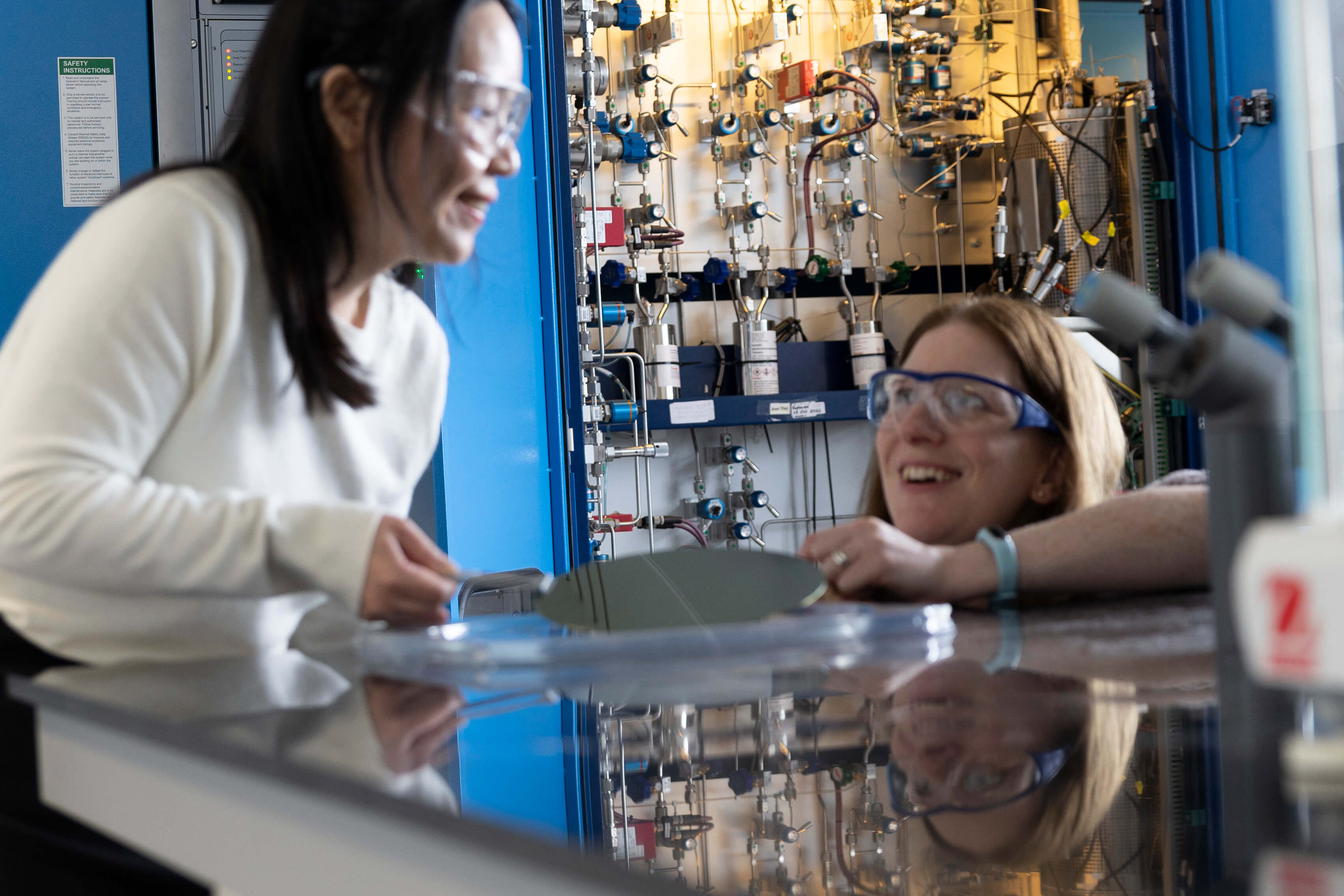 Innovative Materials & Devices Research for Future Computing