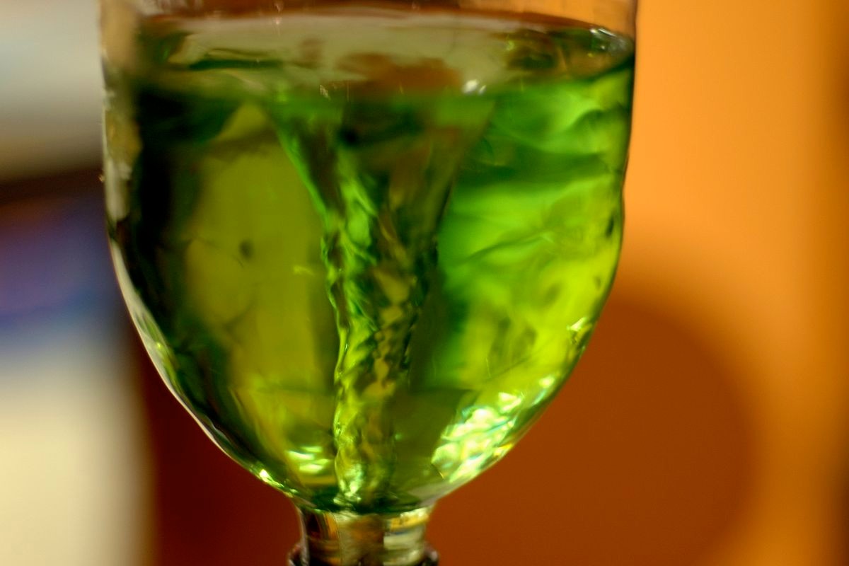 Tornado_in_a_Bottle_Science_From_Home_Tyndall