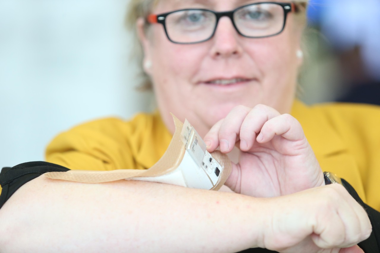 Tyndall PhD Researcher Suzanne O'Callaghan demonstrating smart dressing