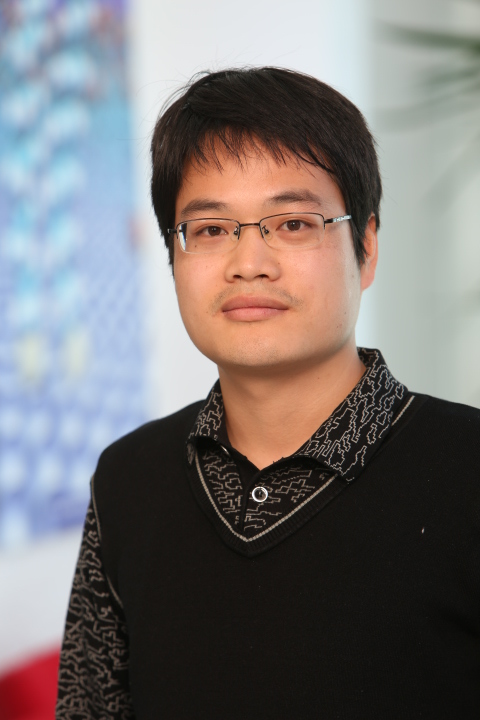 Portrait of Dr Zhi Li, Tyndall Researcher 